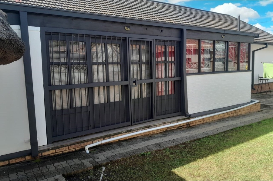 2 Bedroom Property for Sale in Meiringspark North West